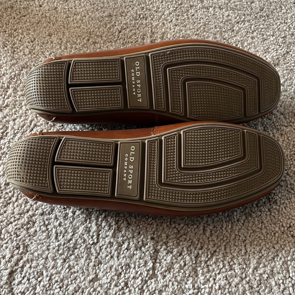 Fiancé wanted a lighter shade of leather and we missed the return deadline.